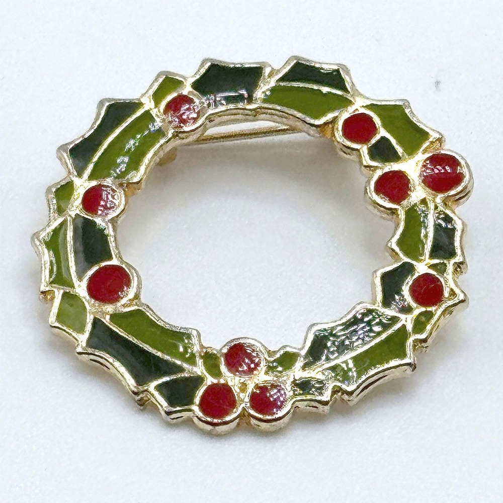 Vintage Christmas Wreath Brooch Green Red Enamel Gold Tone Holly Berry Pin